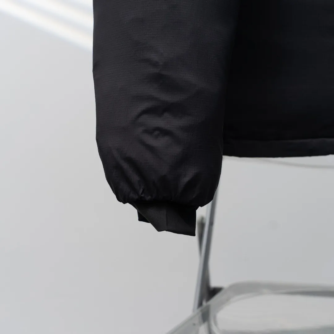 P880 CANADA GOOSE丨Canada Goose 5079 single zipper sleeve logo stand collar down jacket Color: Black Size: S-XXL